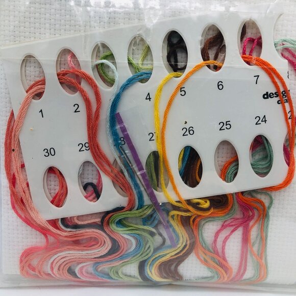 New Design Works Counted Cross Stitch Kit Giving Thanks Today Tomorrow Always - Picture 6 of 6